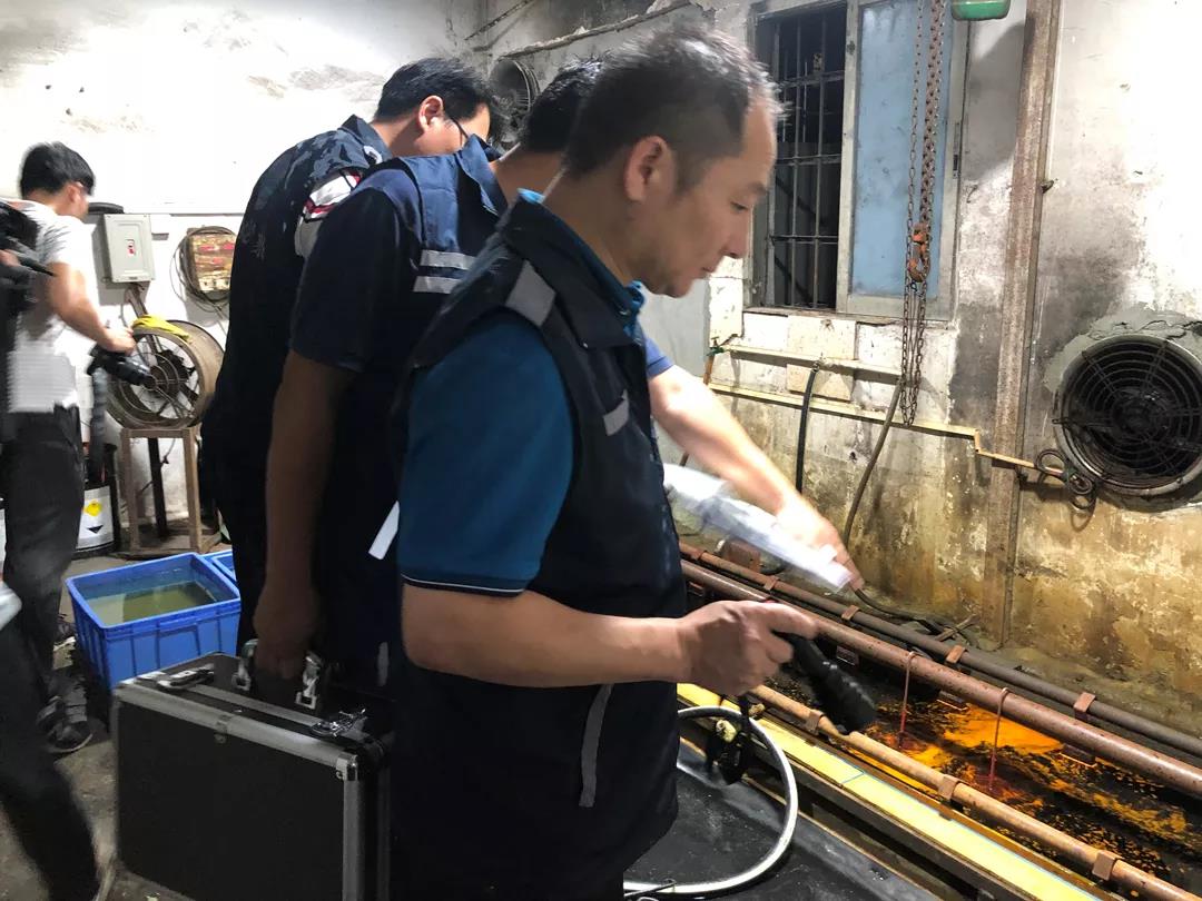 东莞生态环境局精准执法，联合公安查处无牌电镀！